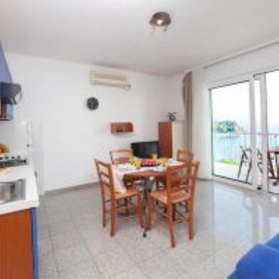 Apartment Villa Lidija Ловран Экстерьер фото